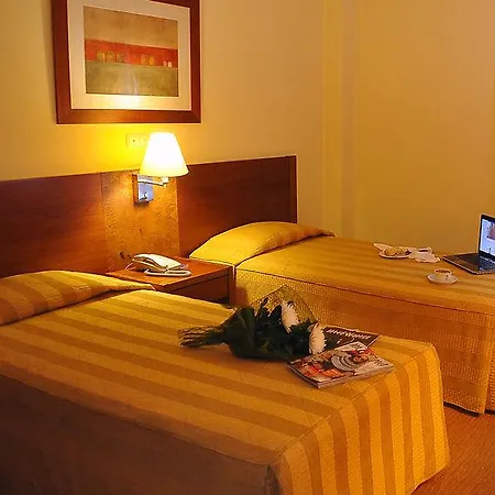 فندق Travel Park