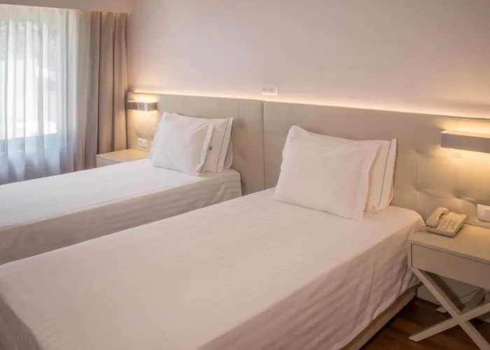 Travel Park Hotel 3*